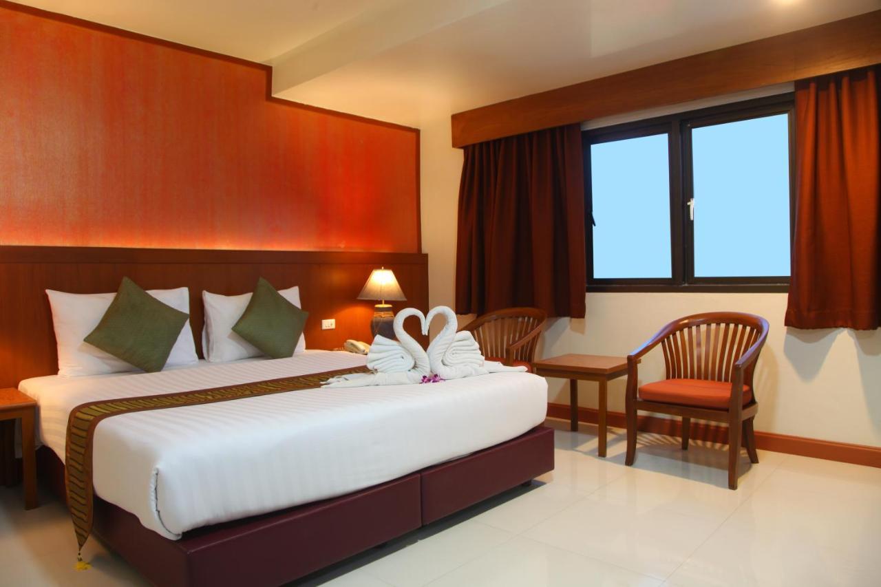 Orchid Resortel Patong Exterior photo